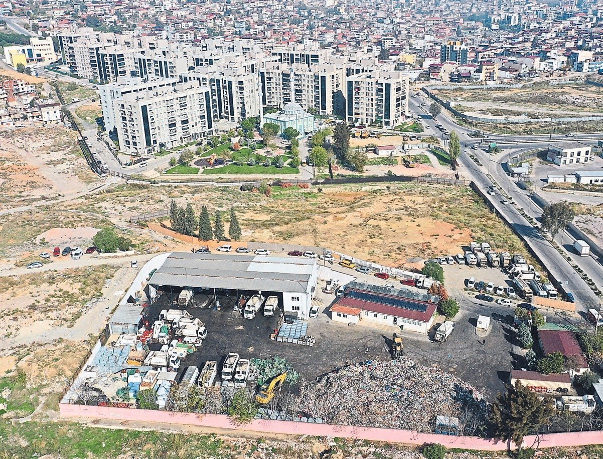 İzmir'de kentsel değil çöpsel dönüşüm!