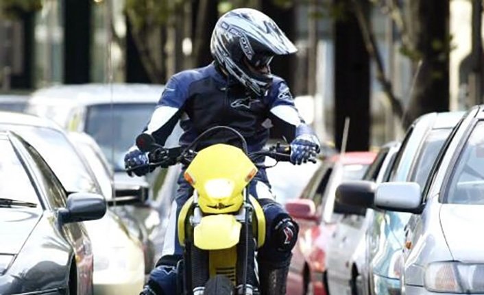 Milyonlarca motosiklet sürücüsü dikkat! Cezası 47 bin lira olacak...