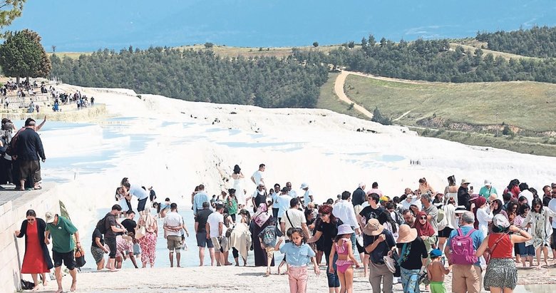 Travertenlere ilgi fazlaydı