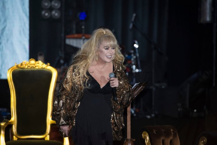 Zerrin Özer hangi hastalıkla mücadele ettiğini açıkladı: Yeter!