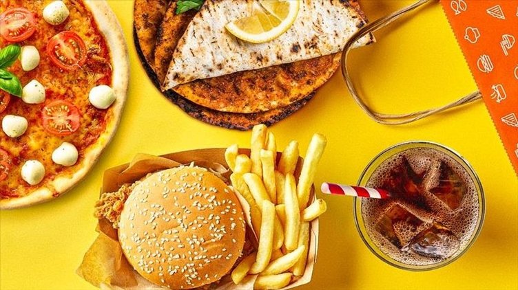 Gençlerde hızla yayılıyor! Fast food beslenme bu hastalığa yol açıyor