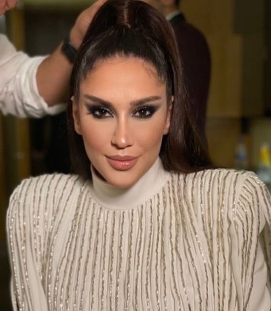 Zeynep Koçak eski sevgilisi Oğuzhan Koç’a gönderme mi yaptı?