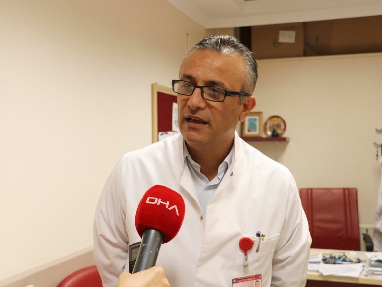 Bilim Kurulu Üyesi Tezer açıkladı! Okulların açılmasında bu faktör belirleyici olacak