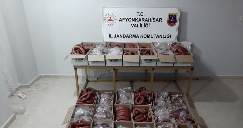 Afyon’da bozuk sucuk alarmı! 214 kilogram ele geçirildi