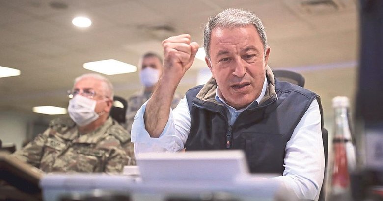 Teröristlerin inleri başlarına yıkıldı