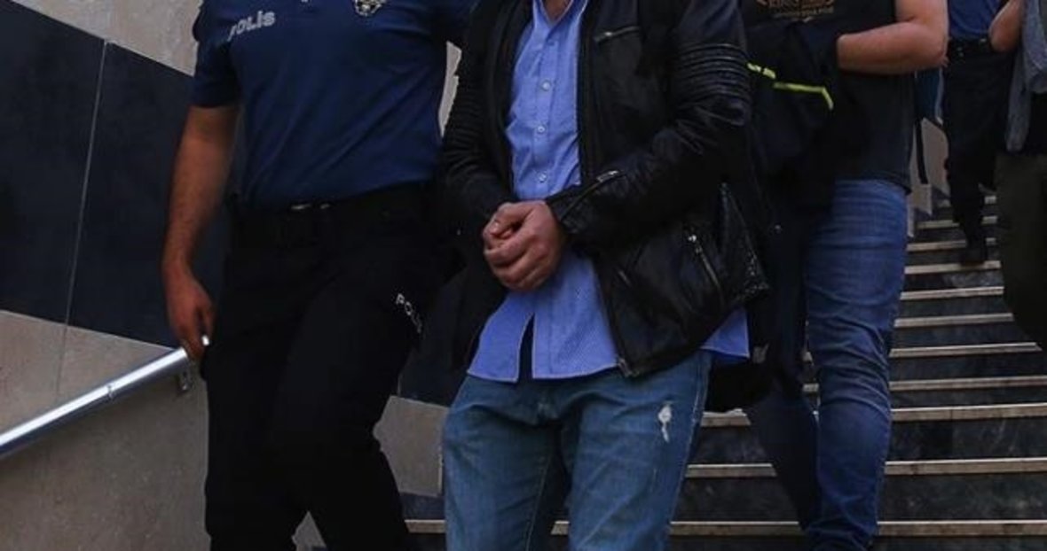 Izmir Merkezli Uyusturucu Operasyonu 11 Gozalti Izmir Haberleri