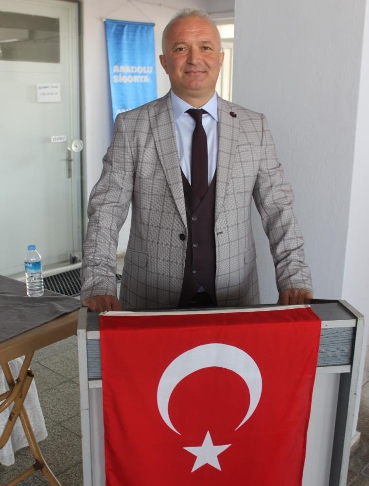 Salihli Sanayi Sitesi Kooperatifinde başkan değişmedi