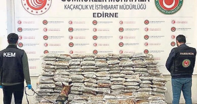 Gümrükte yarım ton uyuşturucu ele geçirildi