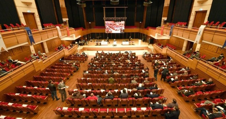 Tunç Soyer yönetimindeki İzmir Büyükşehir’de demokrasi ayıbı