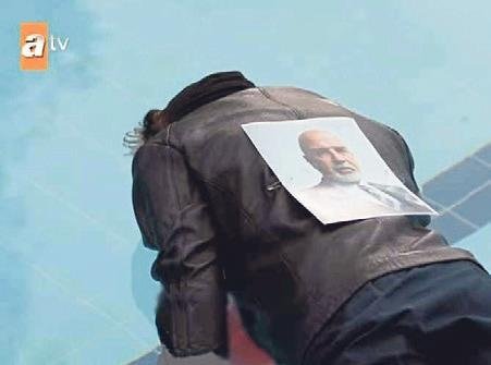 Kendi cehennemlerinde yanıyorlar