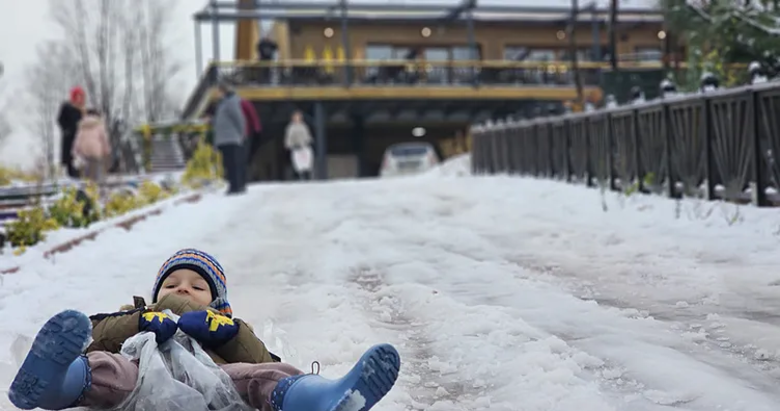 Ard arda kar tatili olan iller belli oldu! Valilik duyurdu: Eğitime bir gün ara verildi