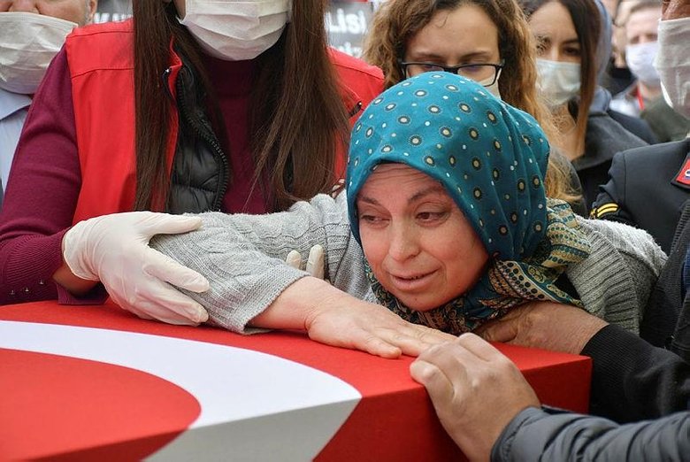 Manisalı şehit Uzman Onbaşı Onur Karakaya son yolculuğuna uğurlandı