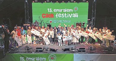 Türkiye Emiralem çileğini çok sevdi