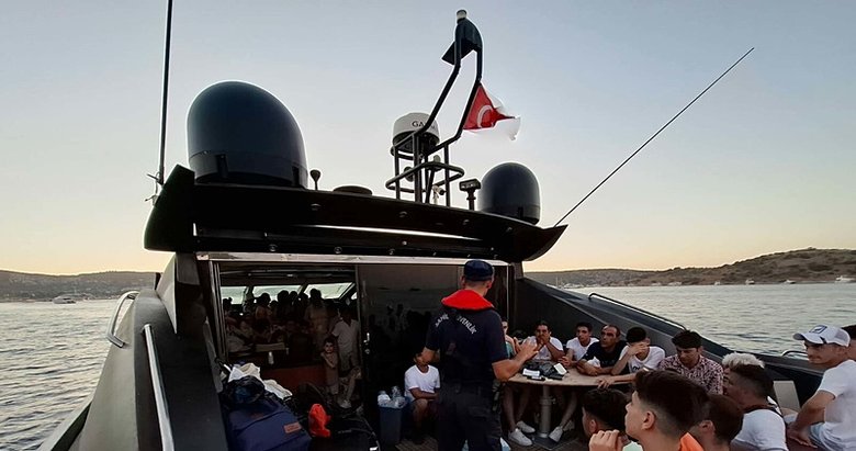 Bodrum’da motoryatta 72 kaçak göçmen yakalandı!