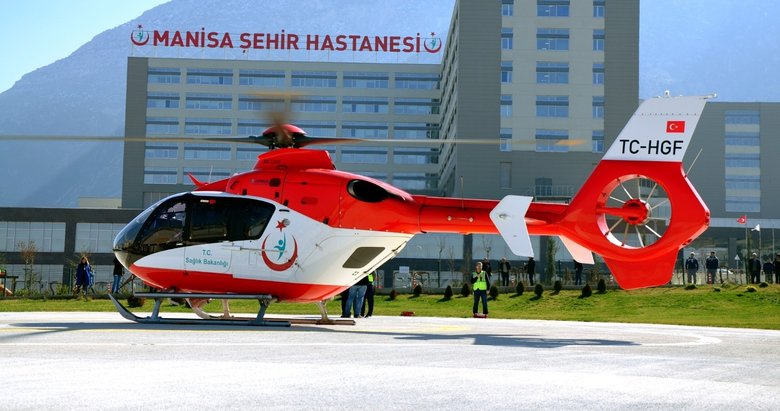 Manisa Şehir Hastanesi’ne ilk ambulans helikopter indi