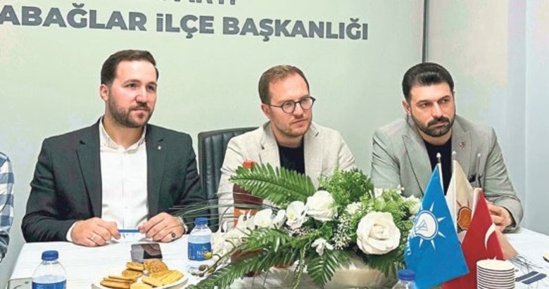 Cumhurbaşkanımız İzmirli gençlerin kırmızı çizgisidir