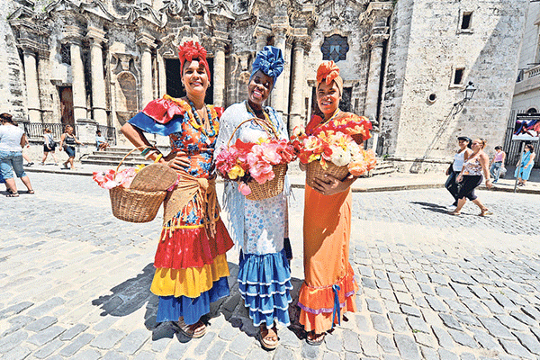 Kardan kıştan sıkılanlara deniz, kum, güneş