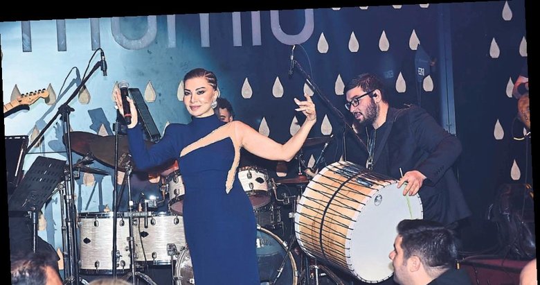 Renkli İzmir geceleri