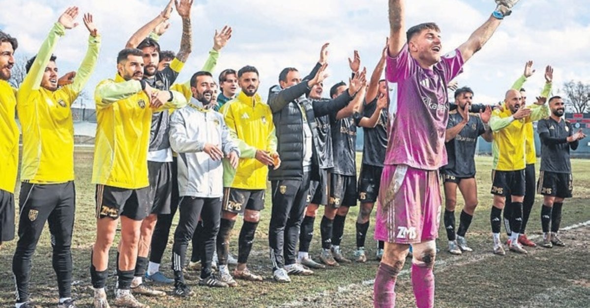 Aliağa’da 4’te 4 sevinci yaşanıyor