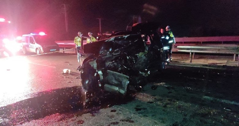 Ayd n da Korkun Kaza ki Otomobilin arp mas Sonucu Ayd n Ayd n da Korkun Kaza ki Otomobilin arp mas Sonucu Ayd n