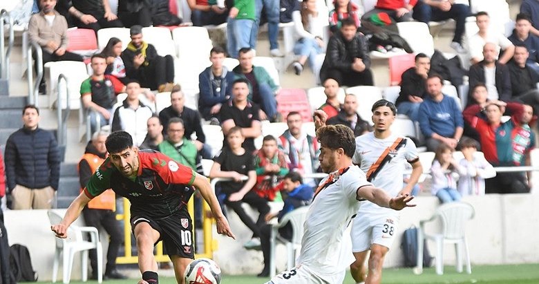 Karşıyaka’da Erhan ve Mücahit’ten müthiş dönüş