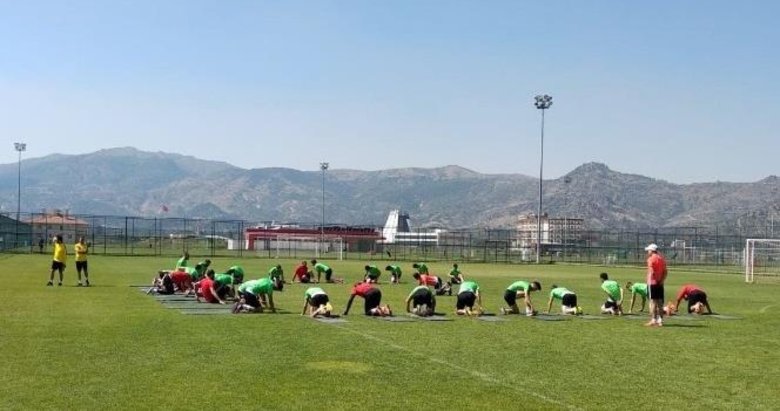 Futbol takımlarının yaz kampı tercihi Afyonkarahisar oldu