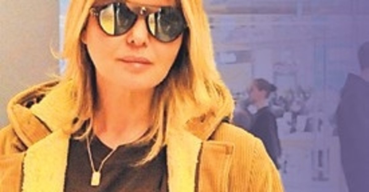 Sezon ürünlerini yerinde inceledi