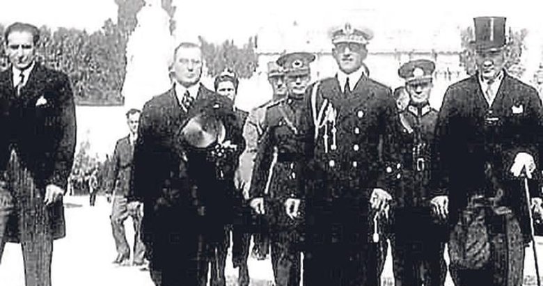 Atatürk’ün ıslak imzalı mektubu açık artırmada