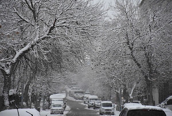 İzmir’de hava nasıl olacak? Meteoroloji’den kar uyarısı! İşte 26 Ocak Salı hava durumu...