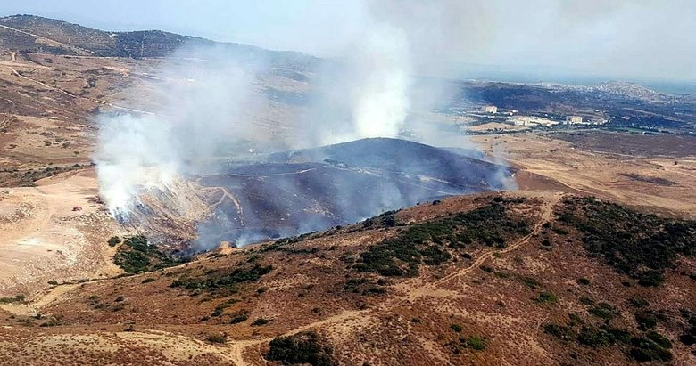 Foça’da otluk alanda yangın