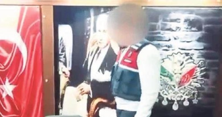 Kumarhanenin kapısını Atatürk’le gizlemişler!