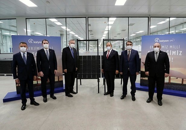 Dev fabrikanın açılışında Hazine ve Maliye Bakanı Berat Albayrak ve Bakan Fatih Dönmez’den flaş açıklamalar