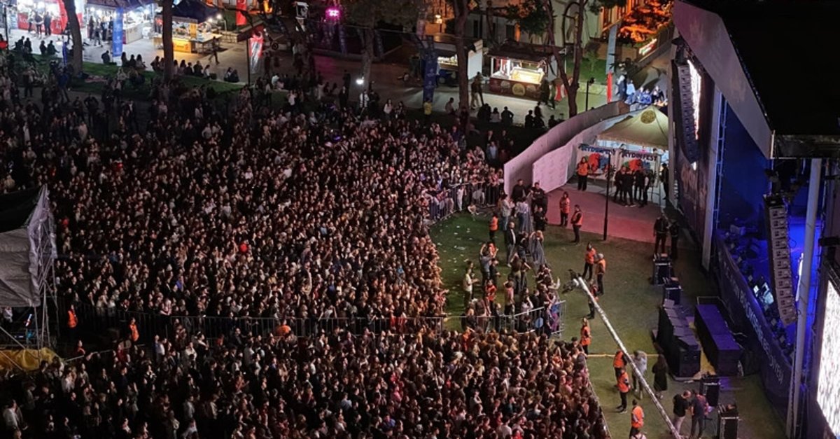 Aydın'da unutulmaz gece: Meydan doldu taştı!