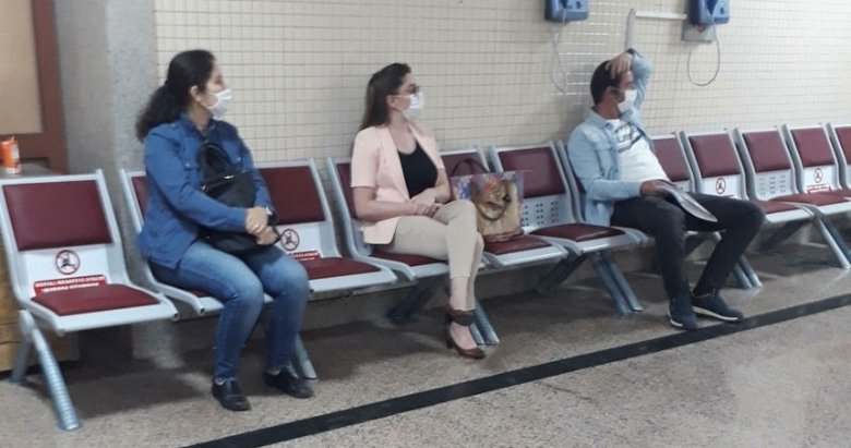 Camilerden korsan müzik yayını paylaşımı yapan CHP’li Banu Özdemir hakim karşısında