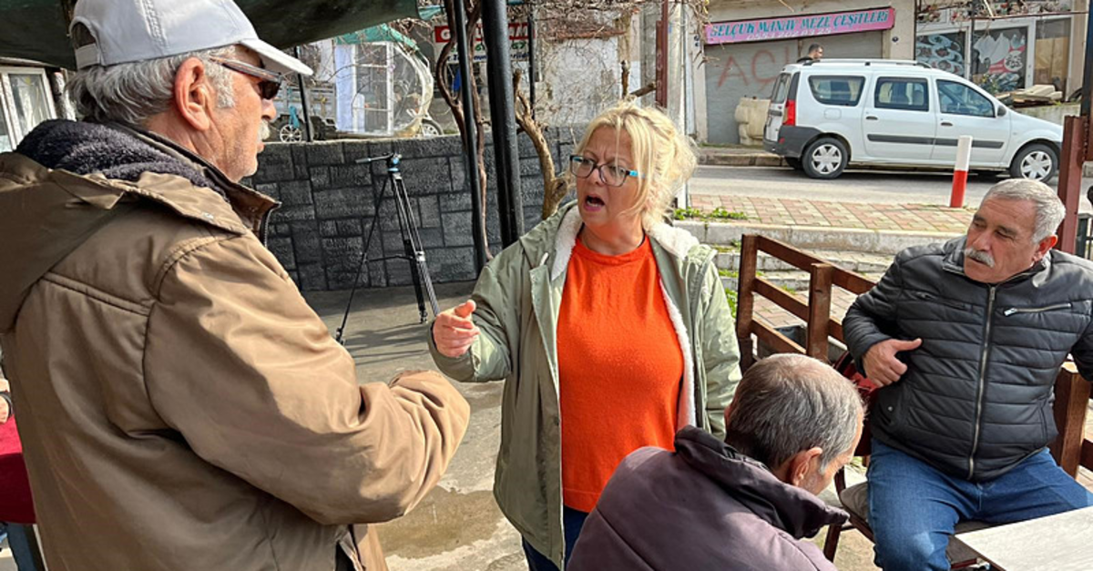 İzmir'in sıra dışı muhtarı: Babasının vasiyetini dinledi köyün 'Tek Kraliçe'si oldu…