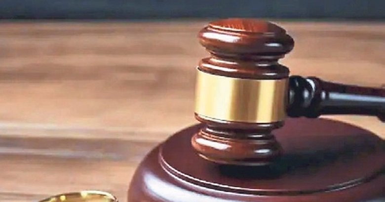 Sürekli iş değiştirmek boşanma sebebi sayıldı