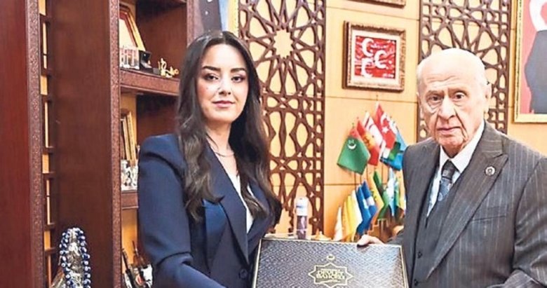 Eserlerle Devlet Bahçeli kitabı yayımlandı