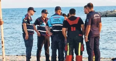 Yüzerken kalp krizi geçiren tatilci öldü