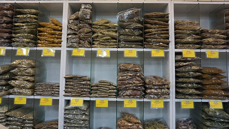 kis-gelmeden-bu-uyariya-dikkat-izmirli-aktar-bagisiklik-icin-o-urunu-isaret-etti-1792222462517.png