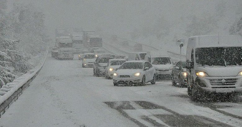 izmir in 4 ilcesi icin kar uyarisi bugun hava nasil olacak izmir haberleri