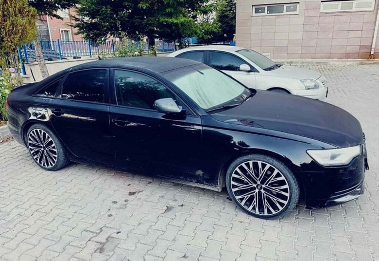 İzmir’de akılalmaz dolandırıcılık yöntemi! Deprem hasarlı aracın şasi numarasıyla...