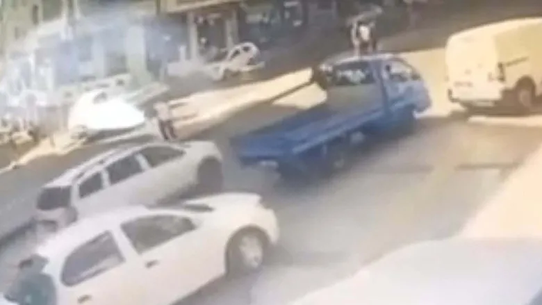 VİDEO İZLE | İzmir'deki feci çarpışma