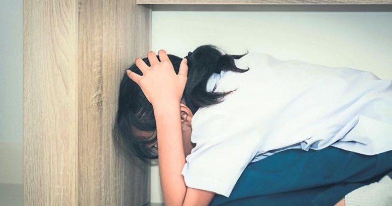 Deprem binaları değil ruhları da sarsıyor