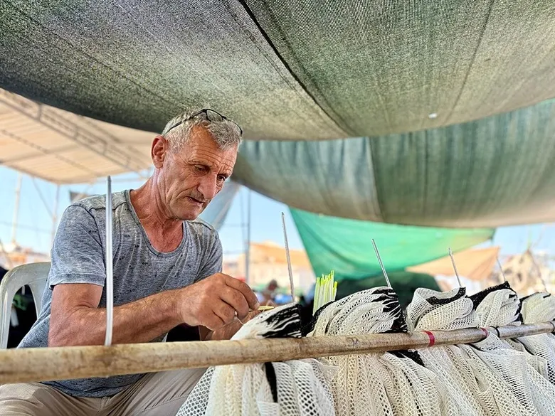 İzmir’de ’Vira Bismillah’ heyecanı! Balıkçılar bu günü bekliyor