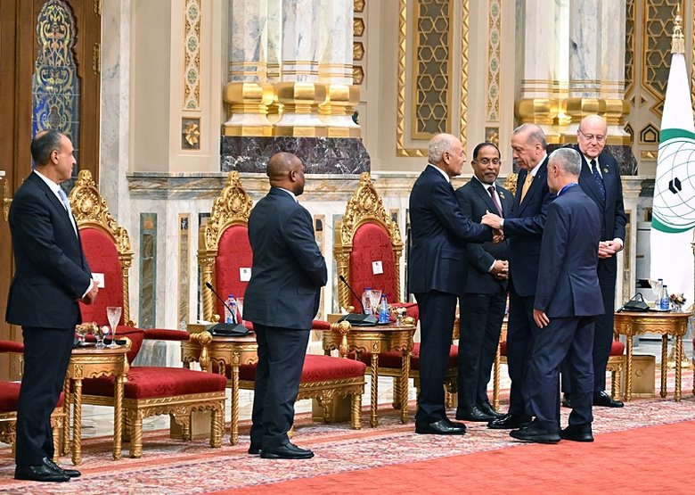 Başkan Recep Tayyip Erdoğan’dan Mısır dönüşü uçakta önemli açıklamalar