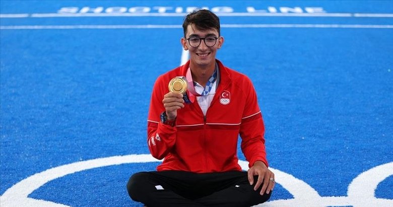 Mete Gazoz, Türk halkına verdiği sözü tutmanın mutluluğunu yaşıyor