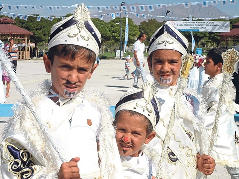 Yanlis Kisiyi Sunnet Ediyorlar Polis Cagirin Yasam Haberleri