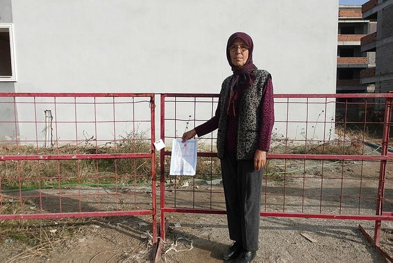 İzmir’de emlak vurgunu! Sahipli daireleri satmışlar...