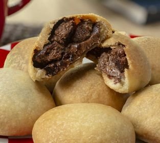 İzmir bombası nedir? İzmir bomba tatlısı nasıl yapılır? İşte İzmir bomba tarifi ve püf noktaları...