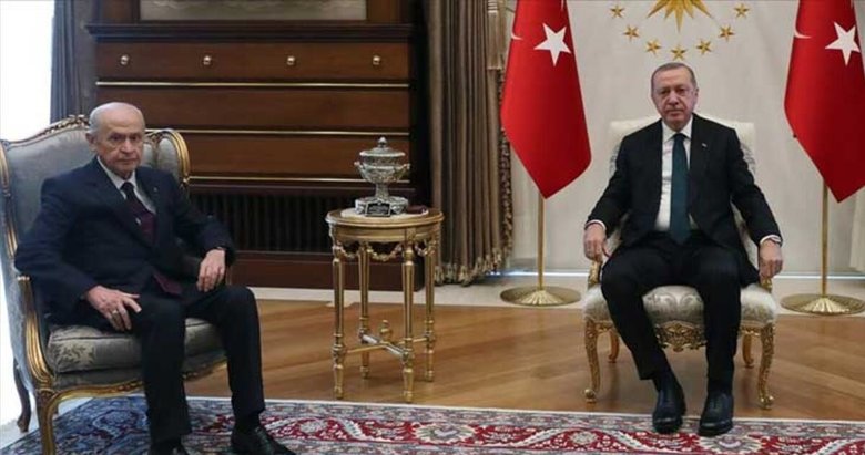 Son dakika: Başkan Erdoğan ile MHP Genel Başkanı Bahçeli arasındaki yeni anayasa görüşmesi başladı